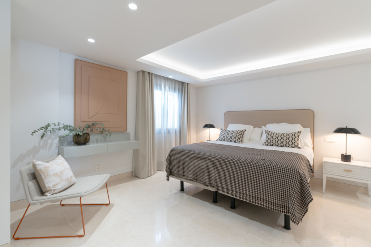 Huis te koop in The Golden Mile | 5 slaapkamers H5354806