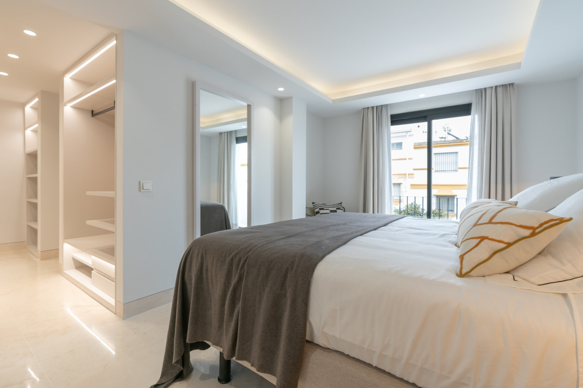 Huis te koop in The Golden Mile | 5 slaapkamers H5354806