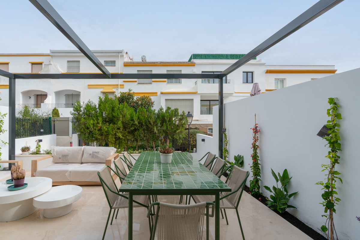 Huis te koop in The Golden Mile | 5 slaapkamers H5354806