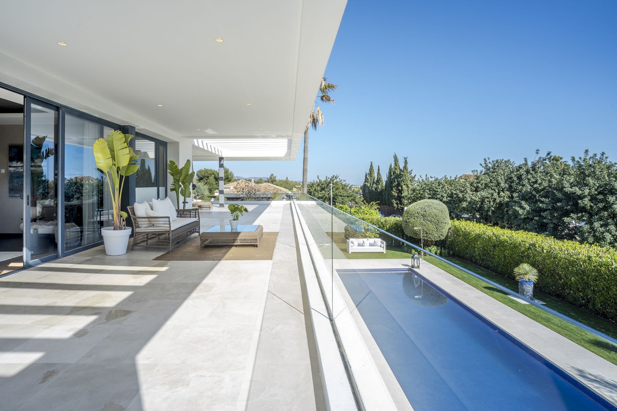 Huis te koop in The Golden Mile | 5 slaapkamers H5355364