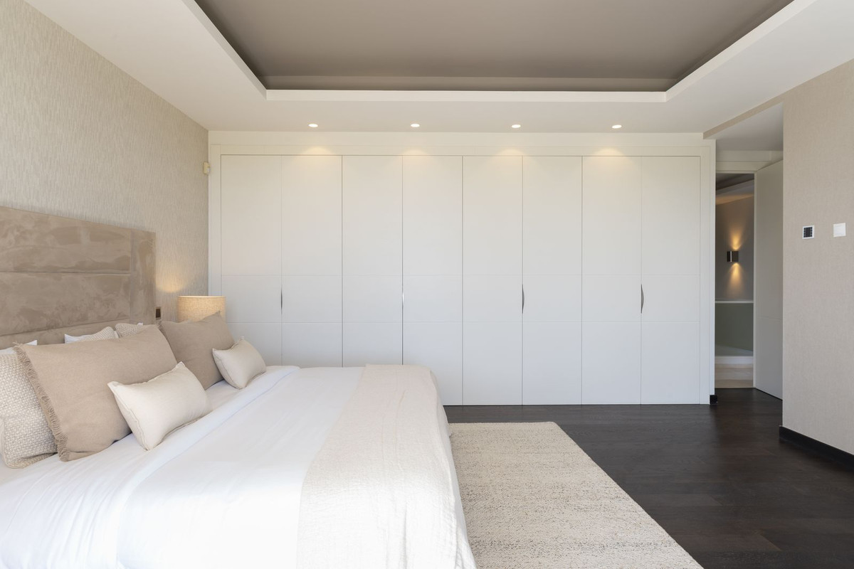 Huis te koop in The Golden Mile | 5 slaapkamers H5355364