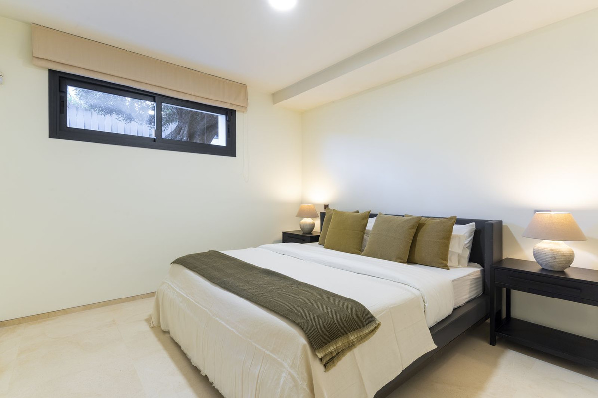 Huis te koop in The Golden Mile | 5 slaapkamers H5355364