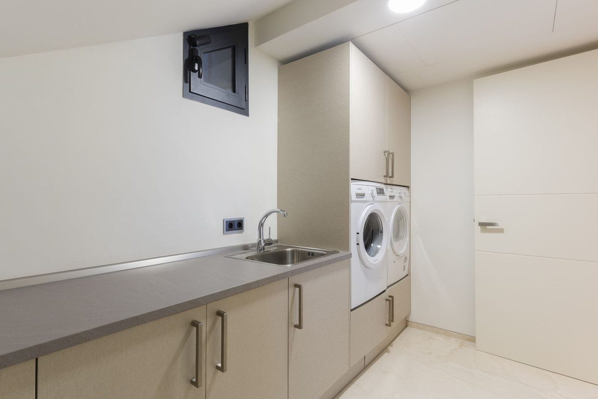 Huis te koop in The Golden Mile | 5 slaapkamers H5355364