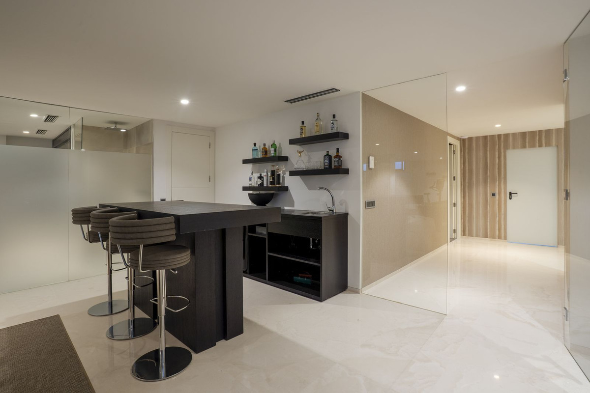 Huis te koop in The Golden Mile | 5 slaapkamers H5355364