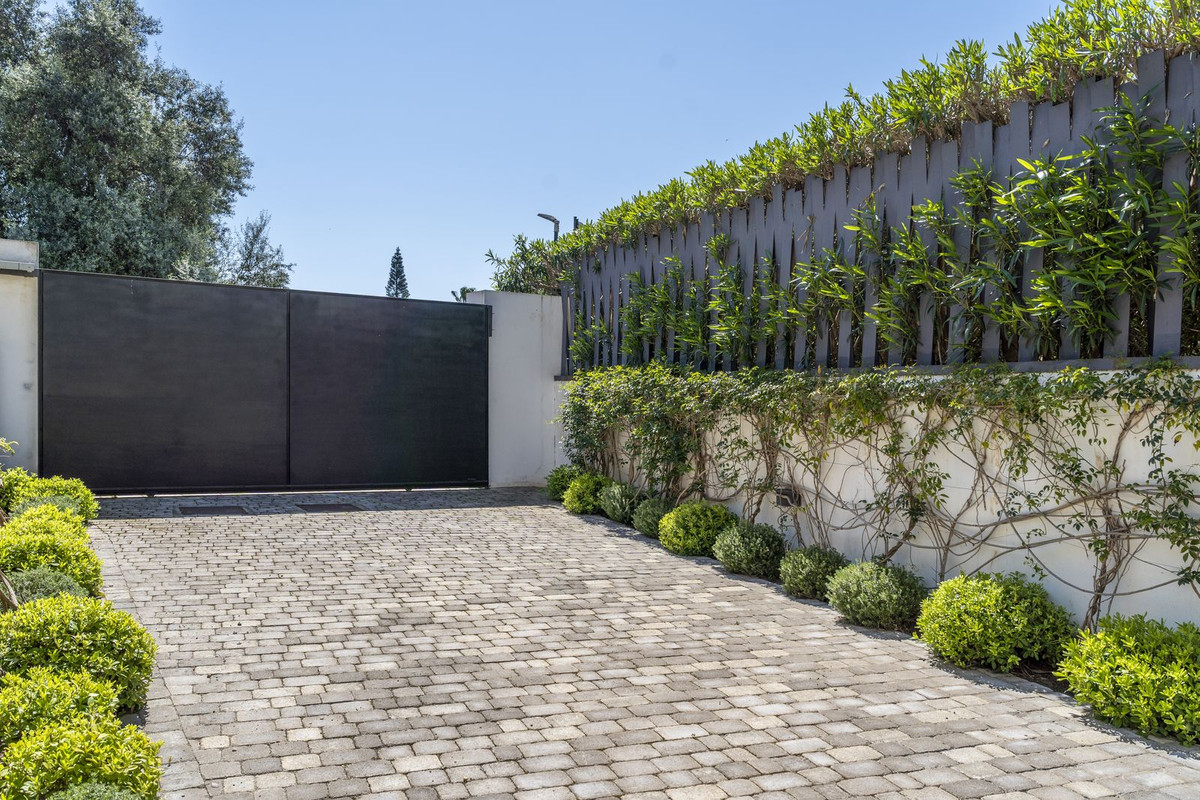 Huis te koop in The Golden Mile | 5 slaapkamers H5355364