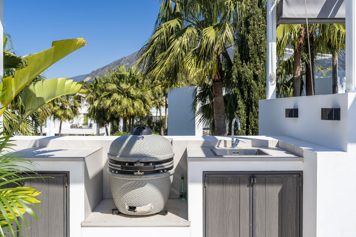 Huis te koop in The Golden Mile | 5 slaapkamers H5355364