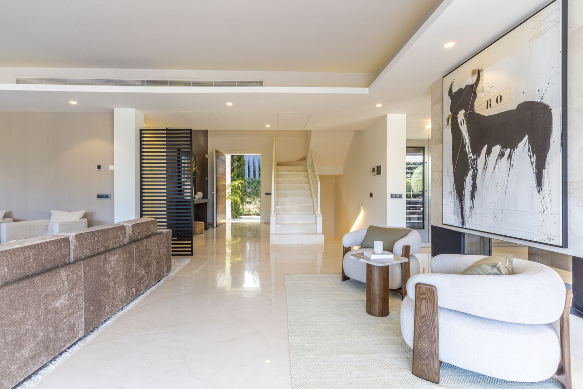 Huis te koop in The Golden Mile | 5 slaapkamers H5355364