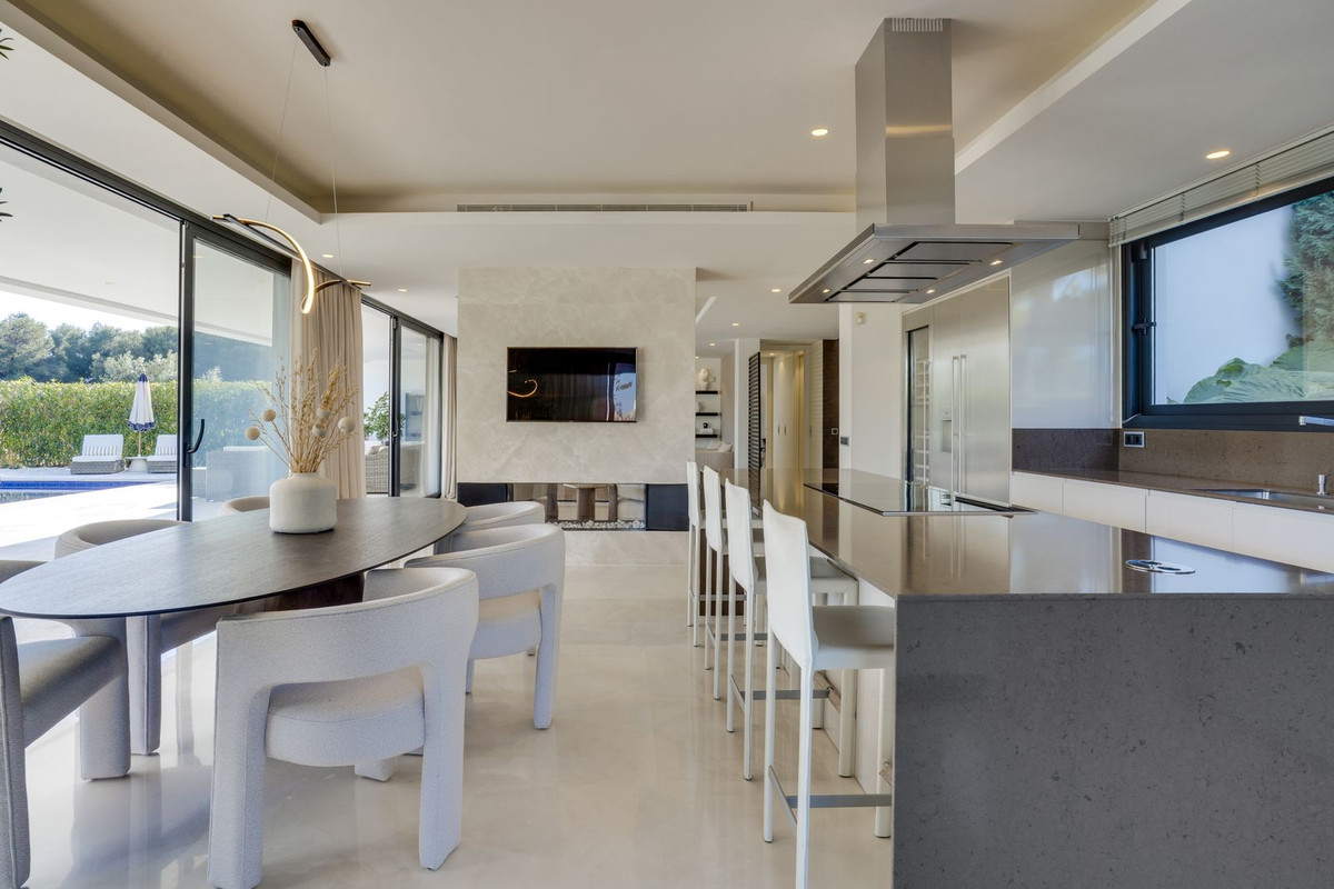 Huis te koop in The Golden Mile | 5 slaapkamers H5355364