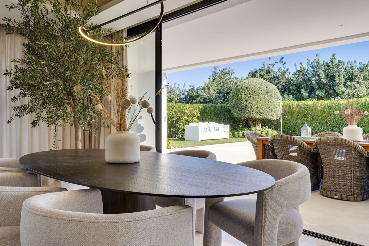 Huis te koop in The Golden Mile | 5 slaapkamers H5355364