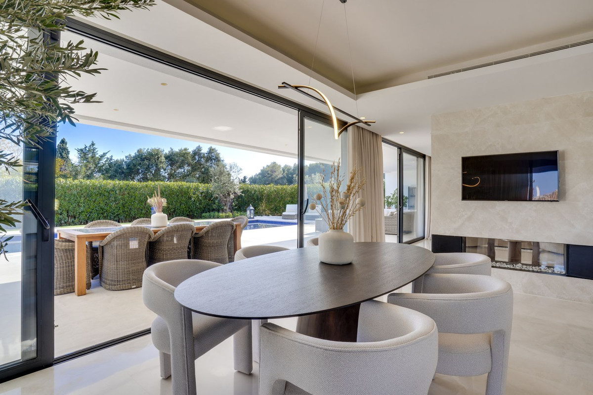 Huis te koop in The Golden Mile | 5 slaapkamers H5355364
