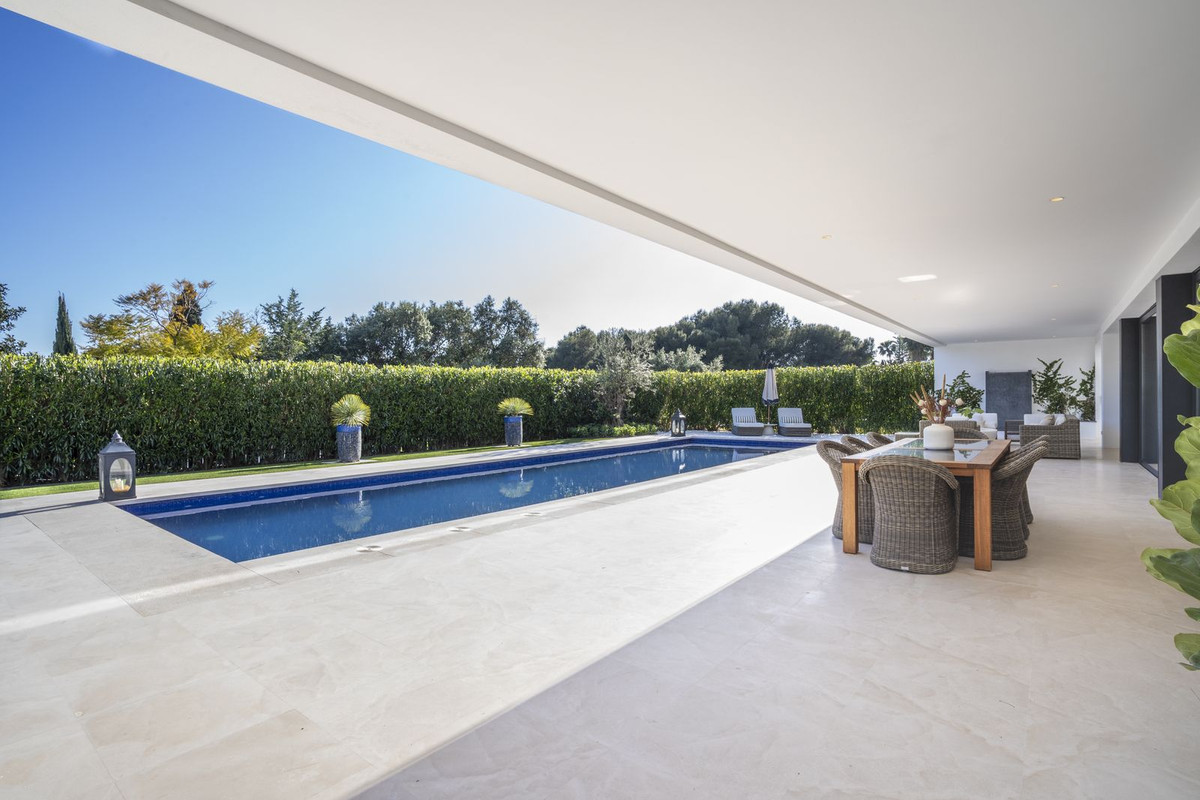 Huis te koop in The Golden Mile | 5 slaapkamers H5355364