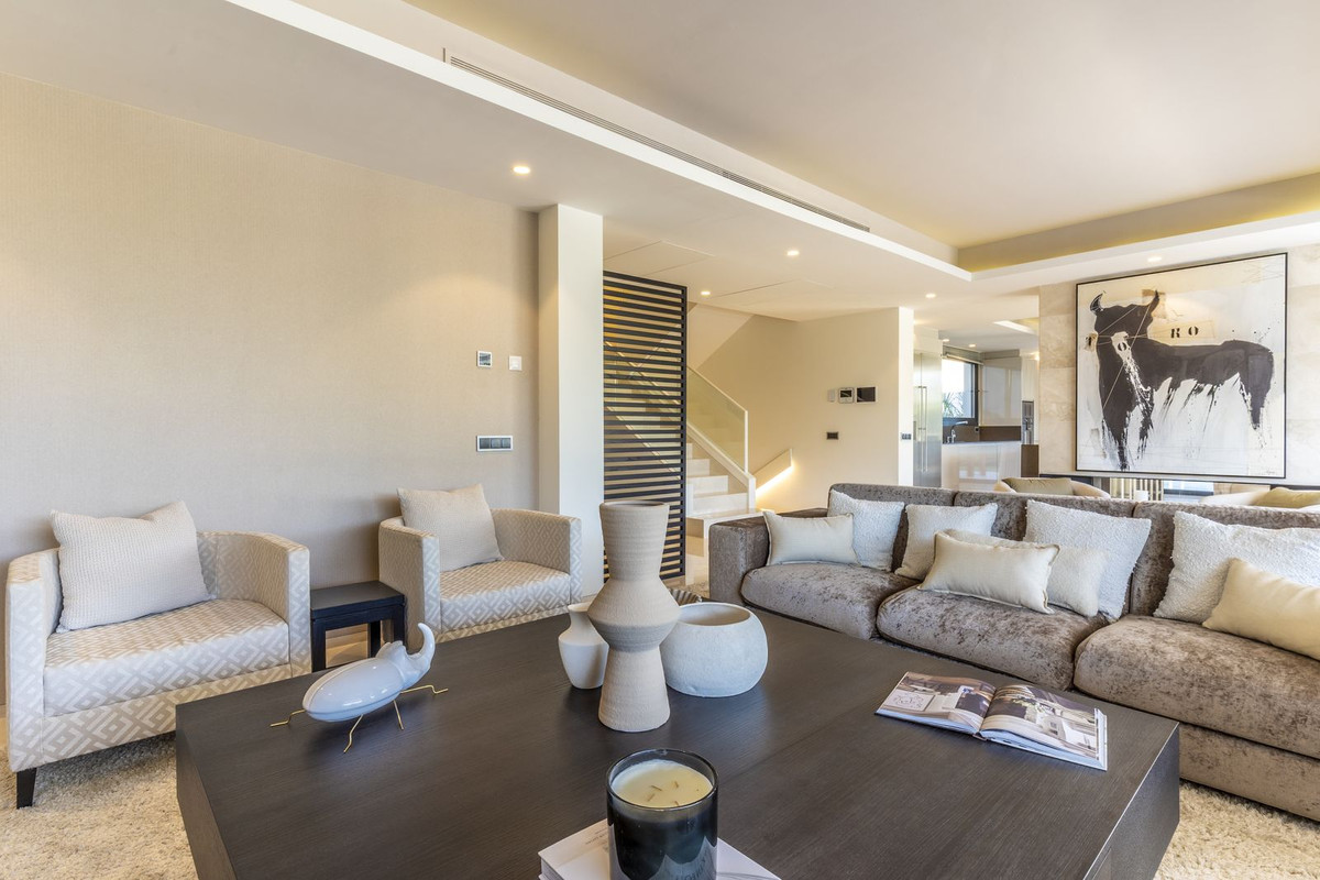 Huis te koop in The Golden Mile | 5 slaapkamers H5355364