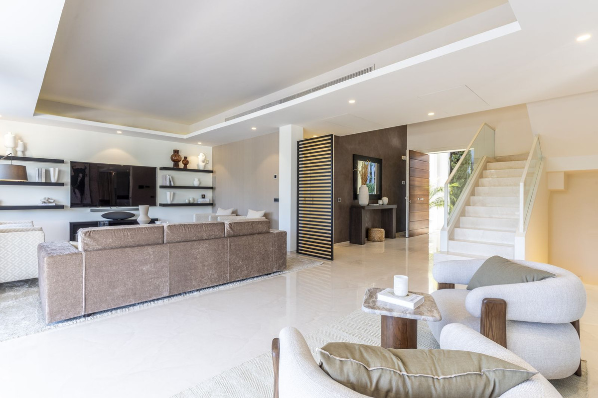 Huis te koop in The Golden Mile | 5 slaapkamers H5355364