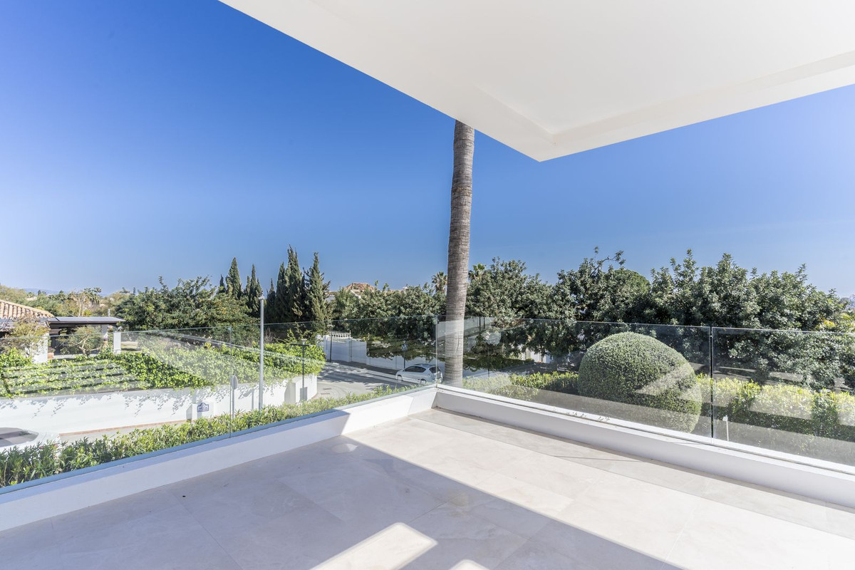 Huis te koop in The Golden Mile | 5 slaapkamers H5355364