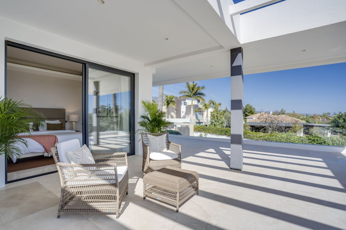 Huis te koop in The Golden Mile | 5 slaapkamers H5355364