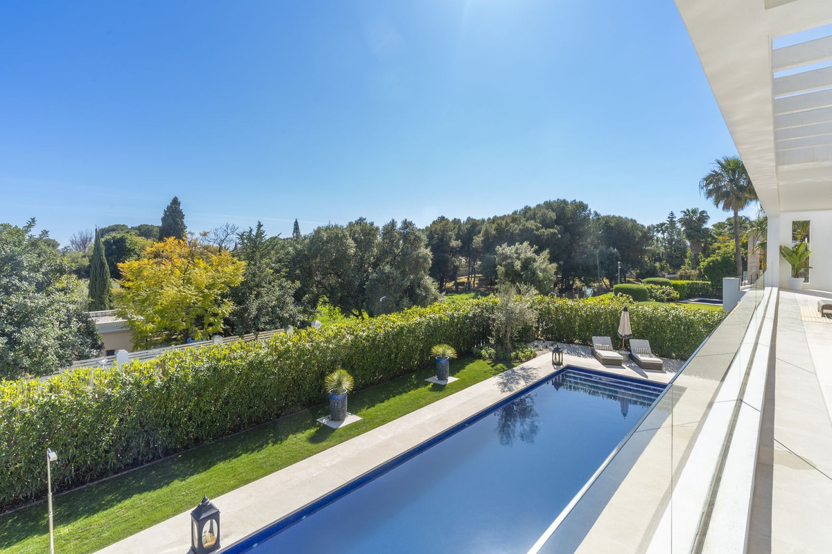 Huis te koop in The Golden Mile | 5 slaapkamers H5355364