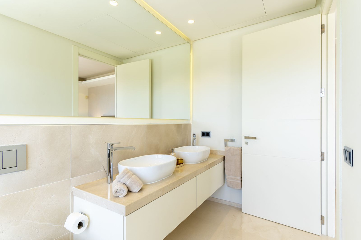 Huis te koop in The Golden Mile | 5 slaapkamers H5355364
