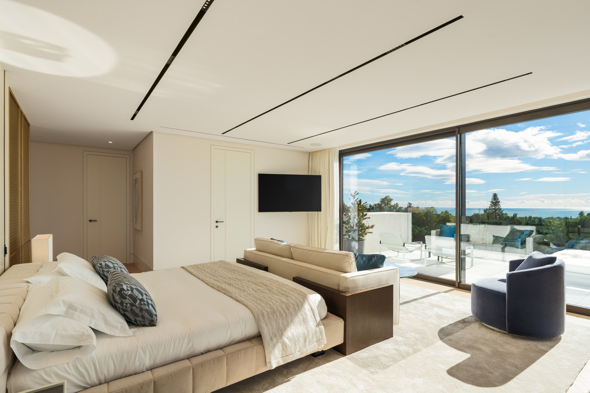 Huis te koop in The Golden Mile | 5 slaapkamers H5360857