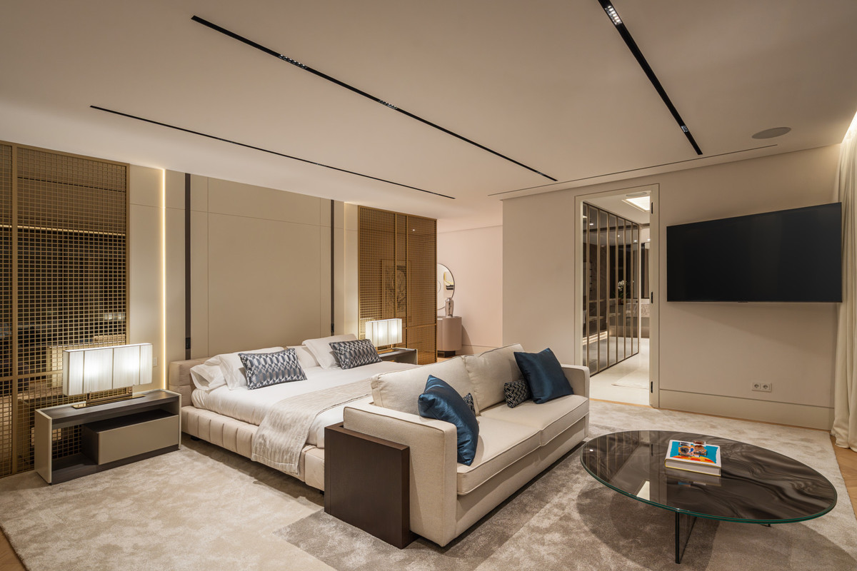 Huis te koop in The Golden Mile | 5 slaapkamers H5360857