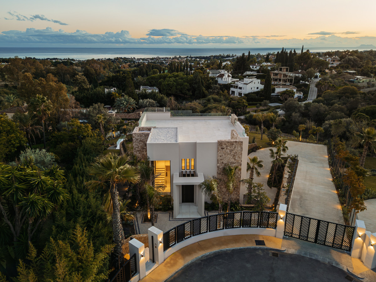 Huis te koop in The Golden Mile | 5 slaapkamers H5360857