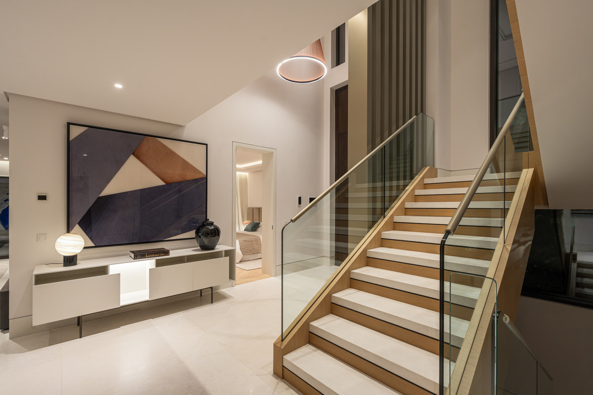 Huis te koop in The Golden Mile | 5 slaapkamers H5360857