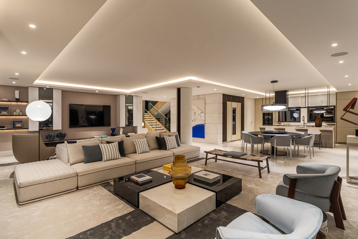 Huis te koop in The Golden Mile | 5 slaapkamers H5360857