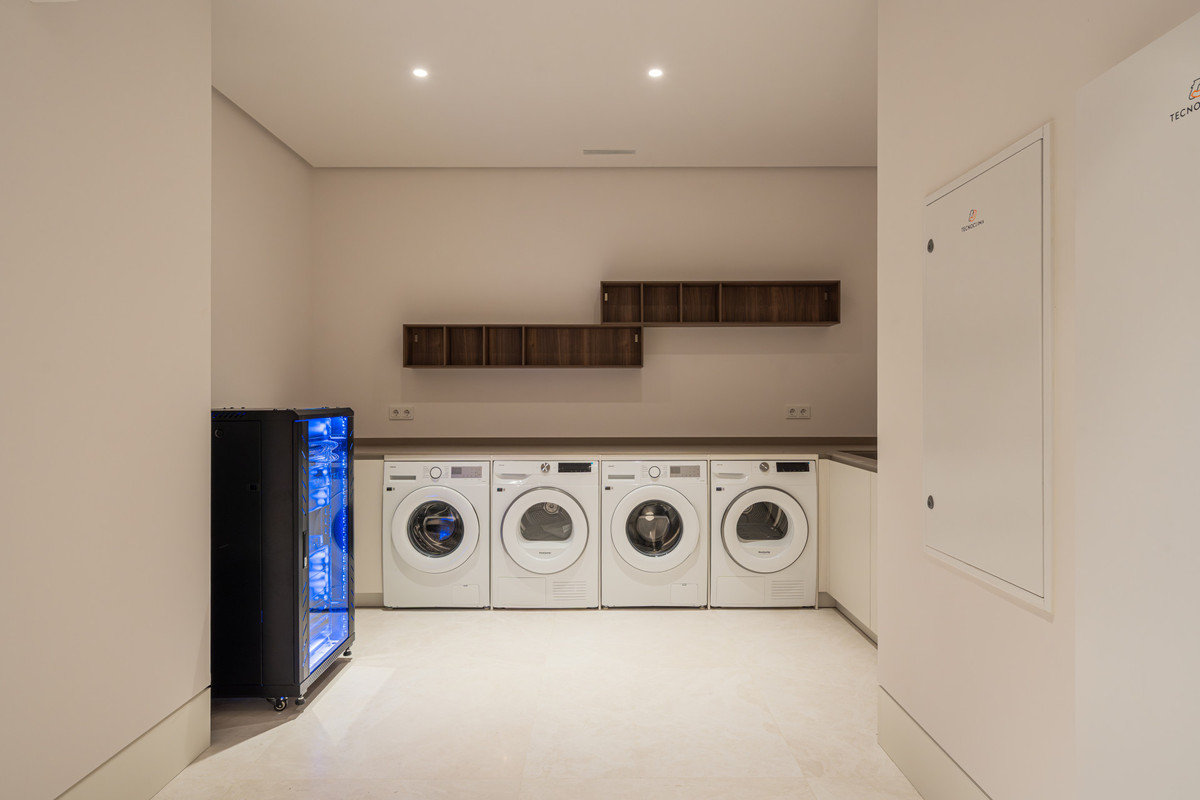 Huis te koop in The Golden Mile | 5 slaapkamers H5360857