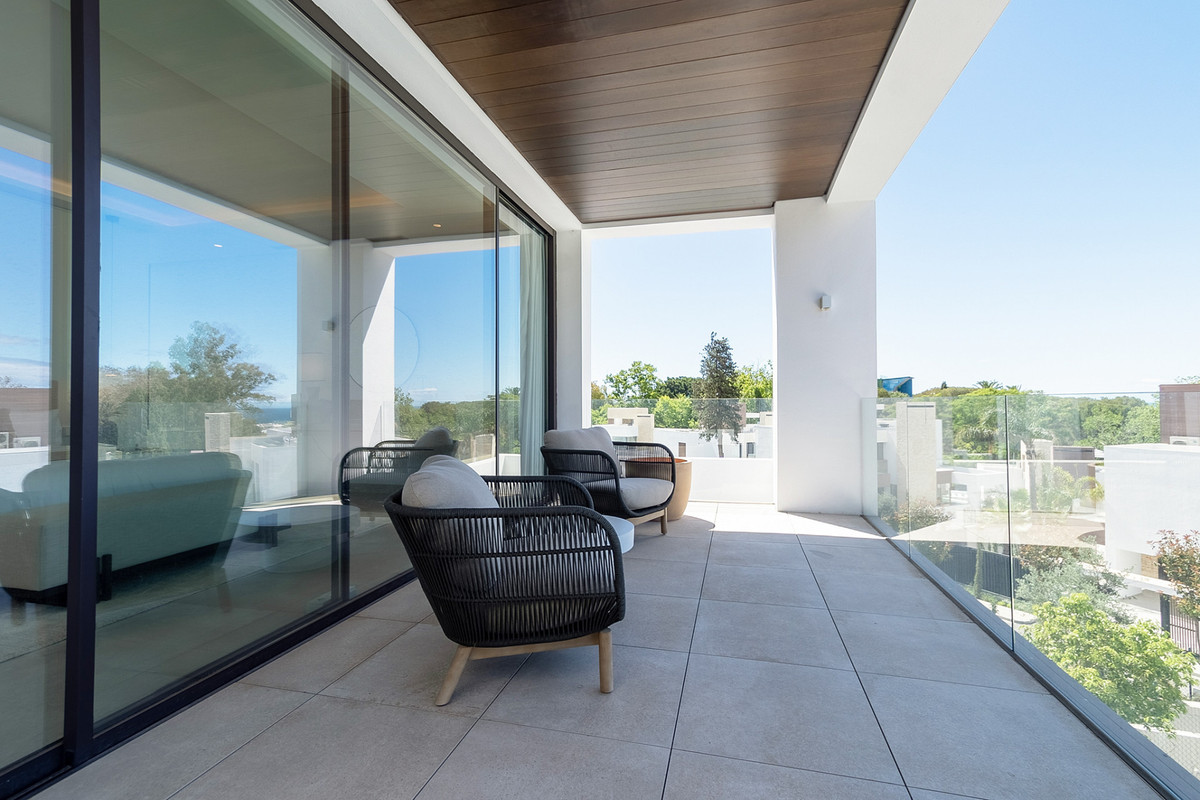 Huis te koop in The Golden Mile | 4 slaapkamers H5366242