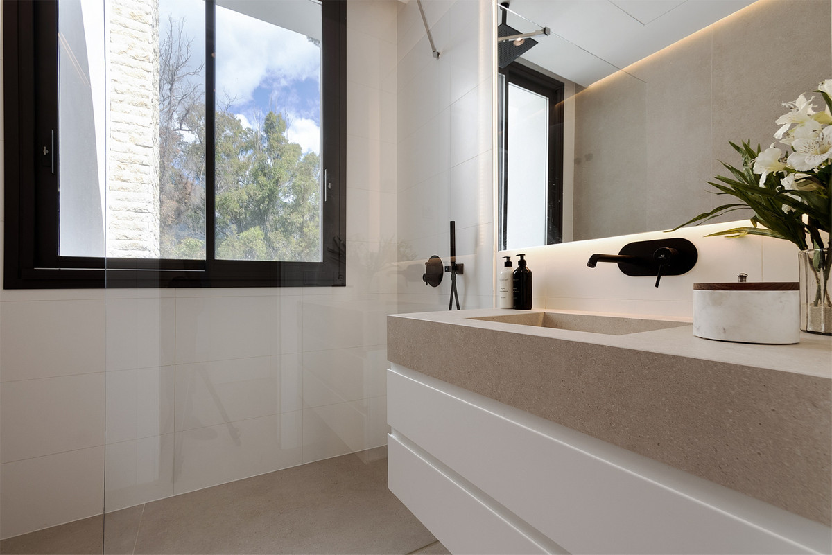 Huis te koop in The Golden Mile | 4 slaapkamers H5366242