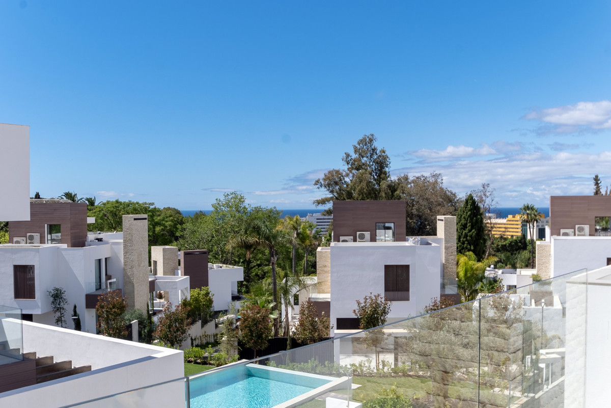 Huis te koop in The Golden Mile | 4 slaapkamers H5366242