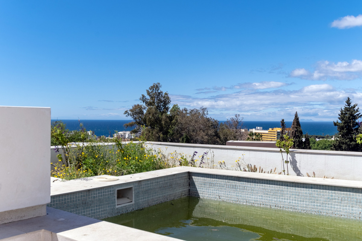 Huis te koop in The Golden Mile | 4 slaapkamers H5366242