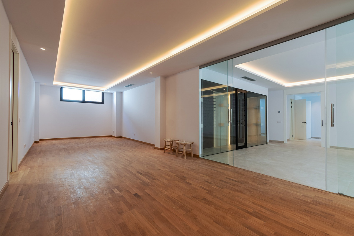 Huis te koop in The Golden Mile | 4 slaapkamers H5366242