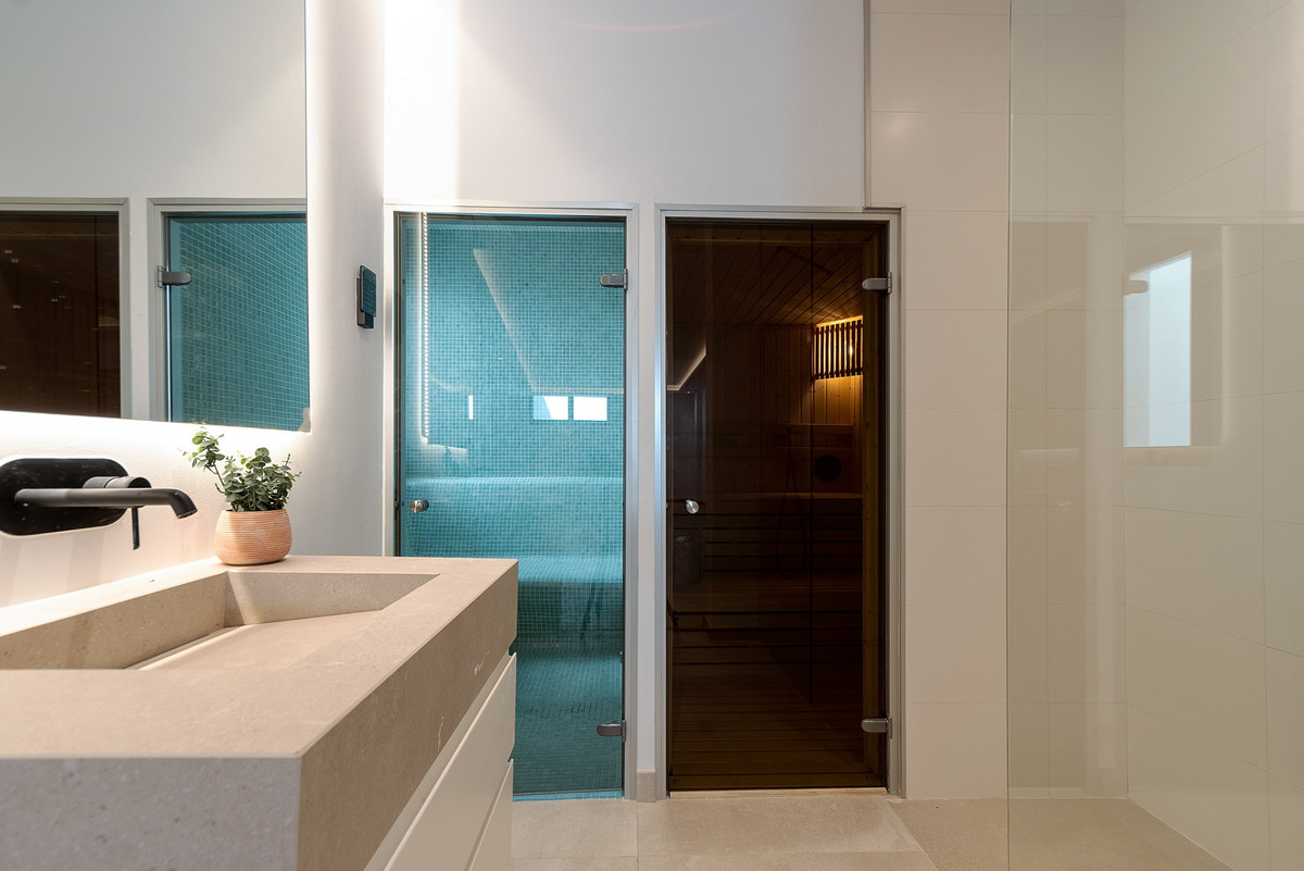 Huis te koop in The Golden Mile | 4 slaapkamers H5366242