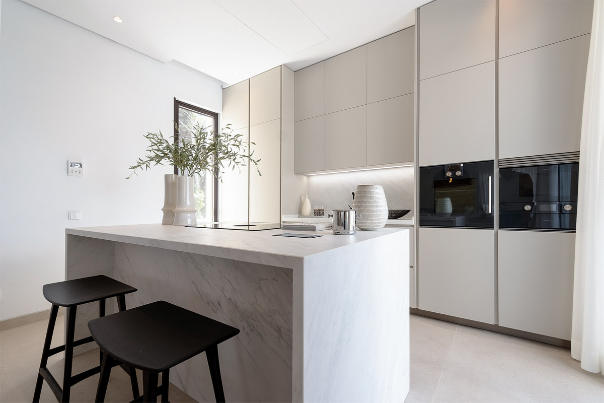 Huis te koop in The Golden Mile | 4 slaapkamers H5366242