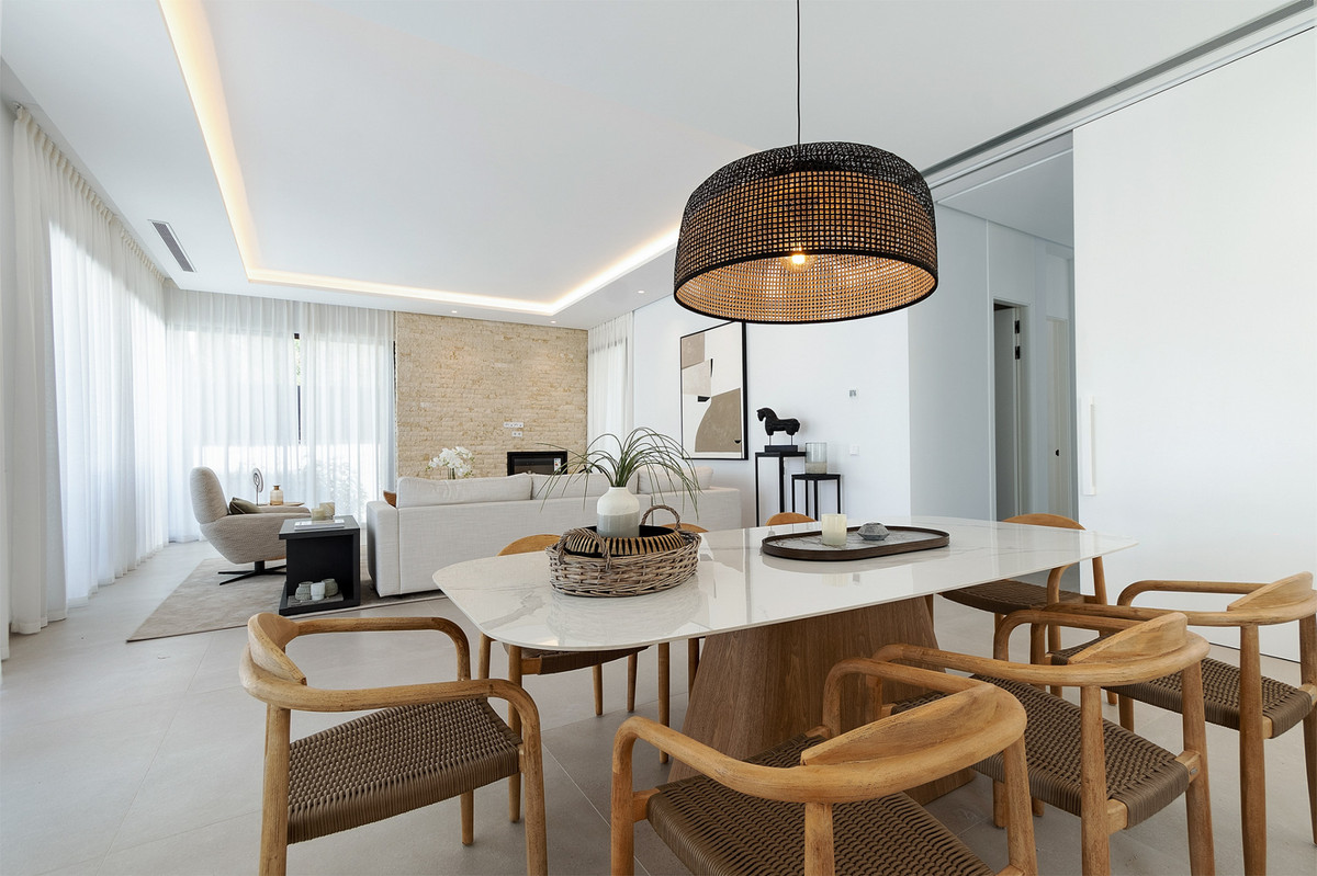 Huis te koop in The Golden Mile | 4 slaapkamers H5366242