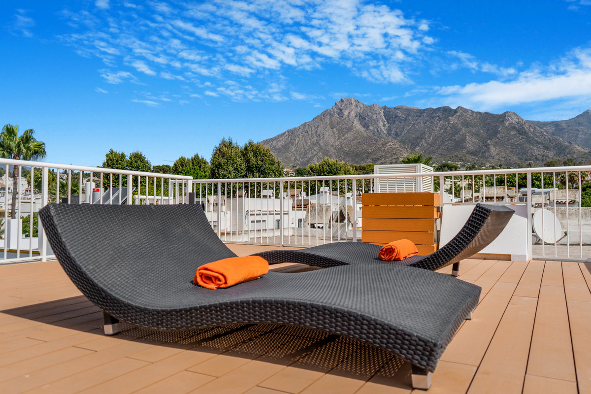 Huis te koop in The Golden Mile | 4 slaapkamers H5369380