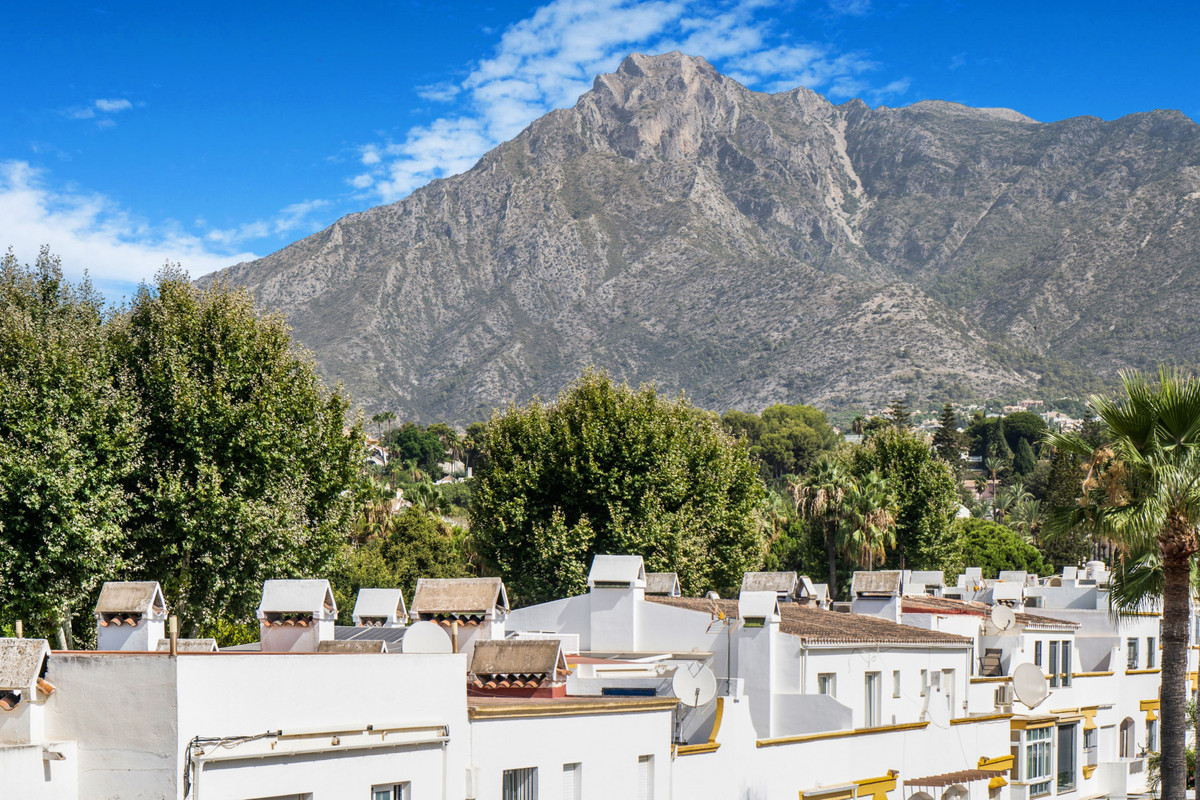 Huis te koop in The Golden Mile | 4 slaapkamers H5369380