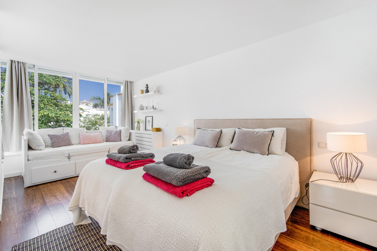 Huis te koop in The Golden Mile | 4 slaapkamers H5369380