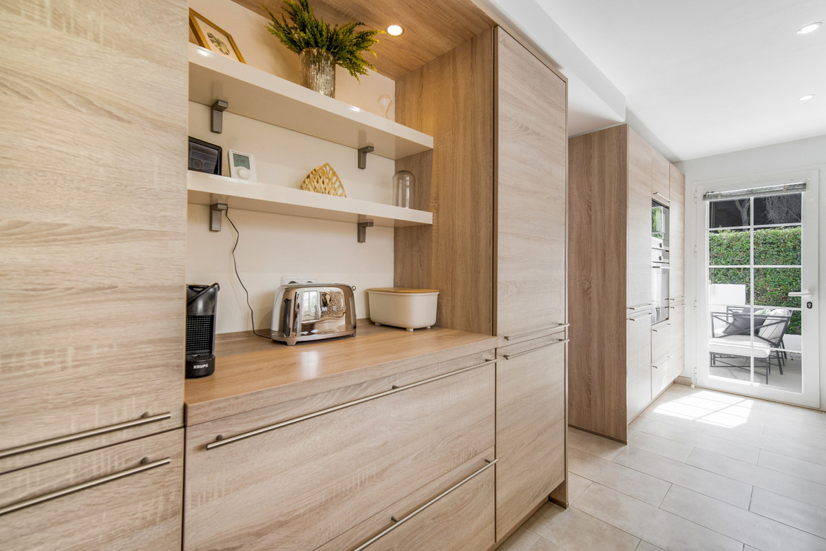 Huis te koop in The Golden Mile | 4 slaapkamers H5369380