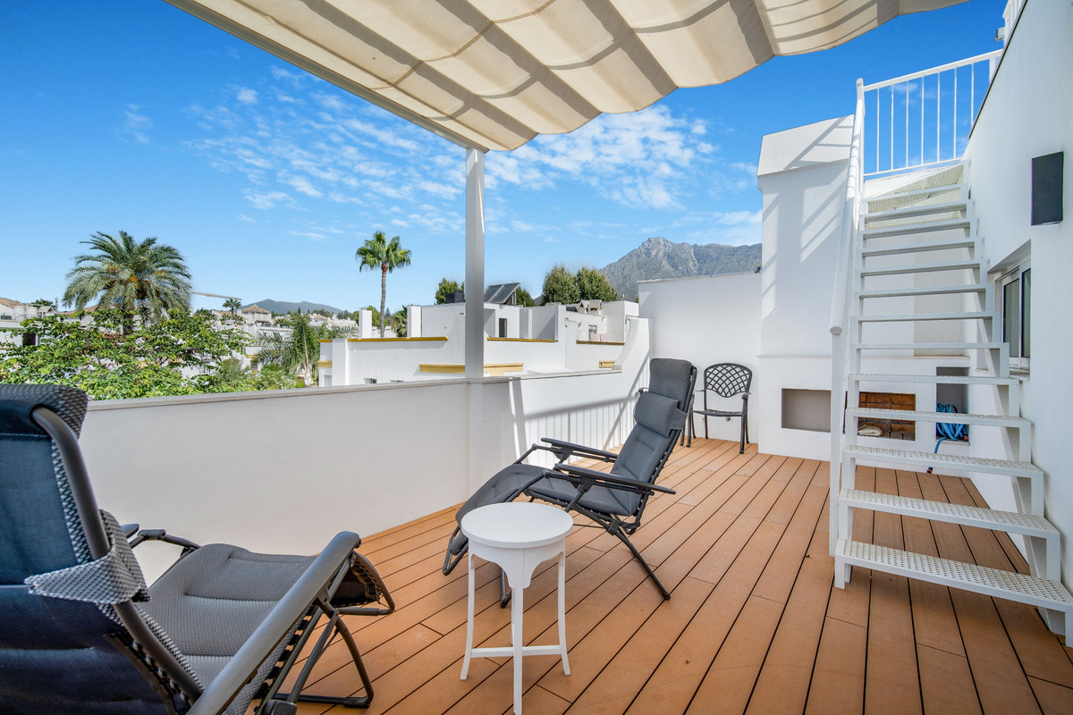 Huis te koop in The Golden Mile | 4 slaapkamers H5369380