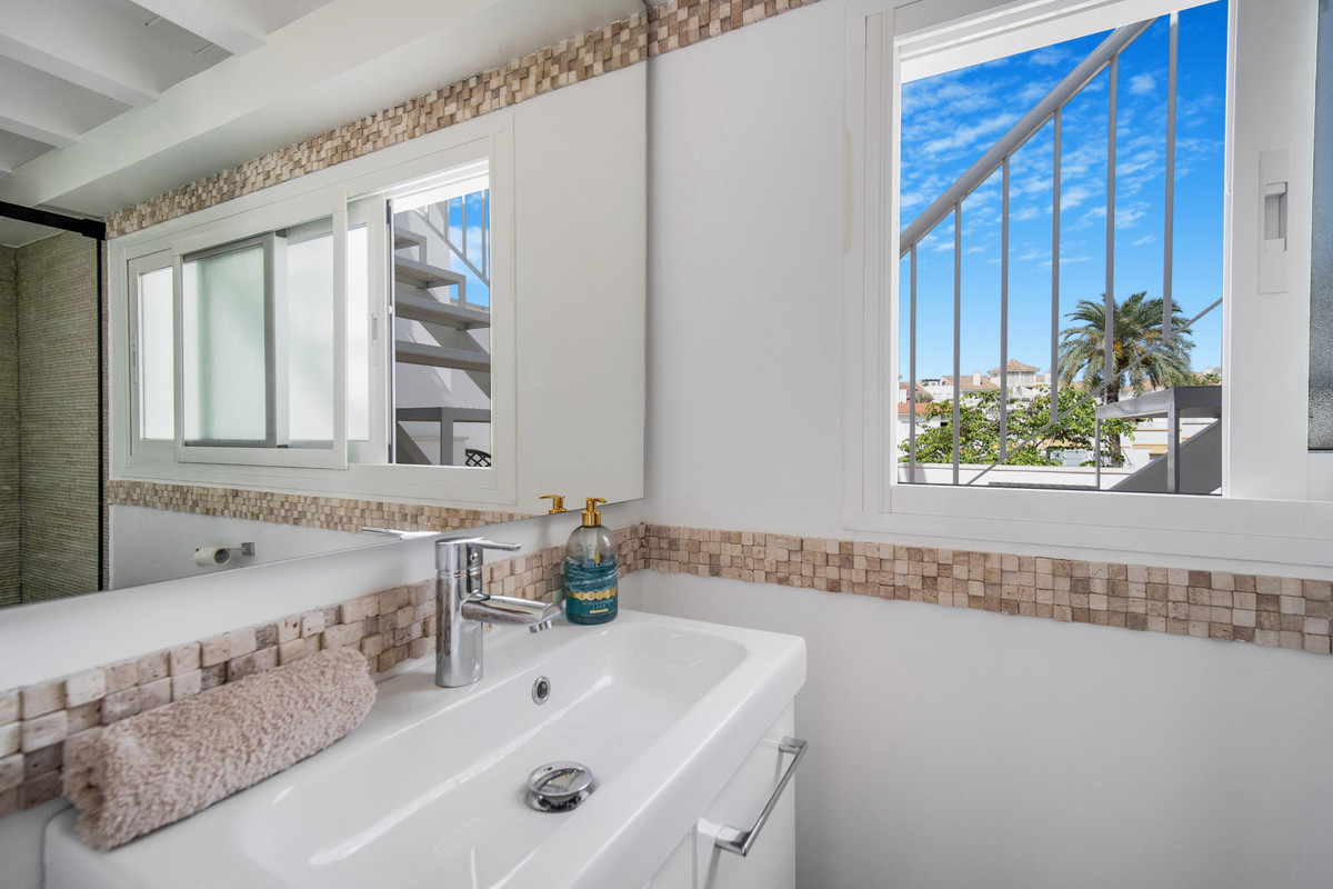Huis te koop in The Golden Mile | 4 slaapkamers H5369380