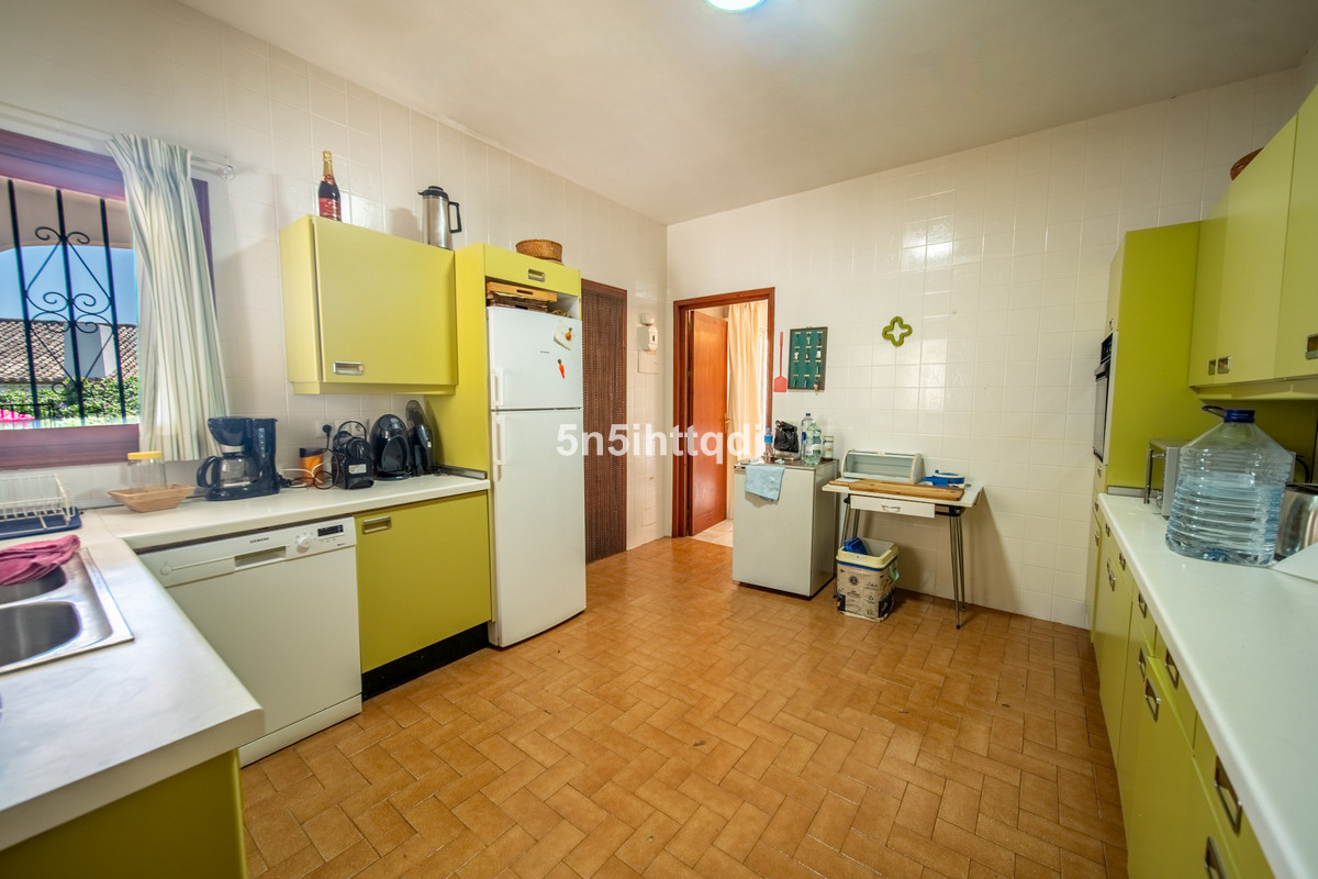 Huis te koop in The Golden Mile | 4 slaapkamers H5373106
