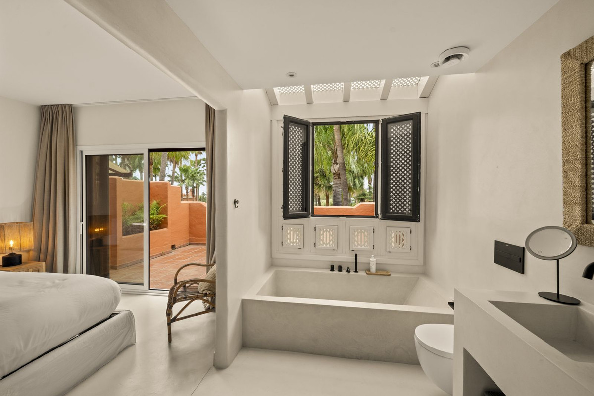 Huis te koop in The Golden Mile | 4 slaapkamers H5373799