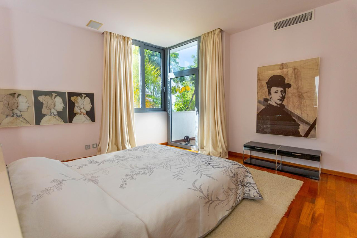 Huis te koop in The Golden Mile | 4 slaapkamers H5382364