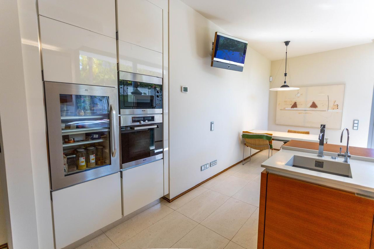 Huis te koop in The Golden Mile | 4 slaapkamers H5382364