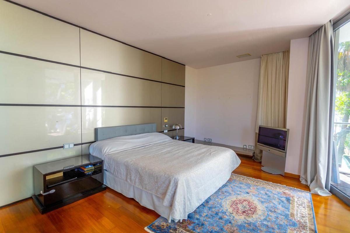 Huis te koop in The Golden Mile | 4 slaapkamers H5382364