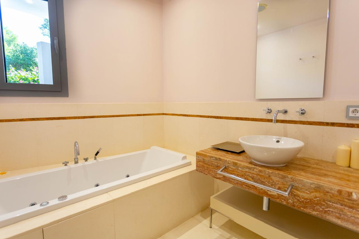 Huis te koop in The Golden Mile | 4 slaapkamers H5382364