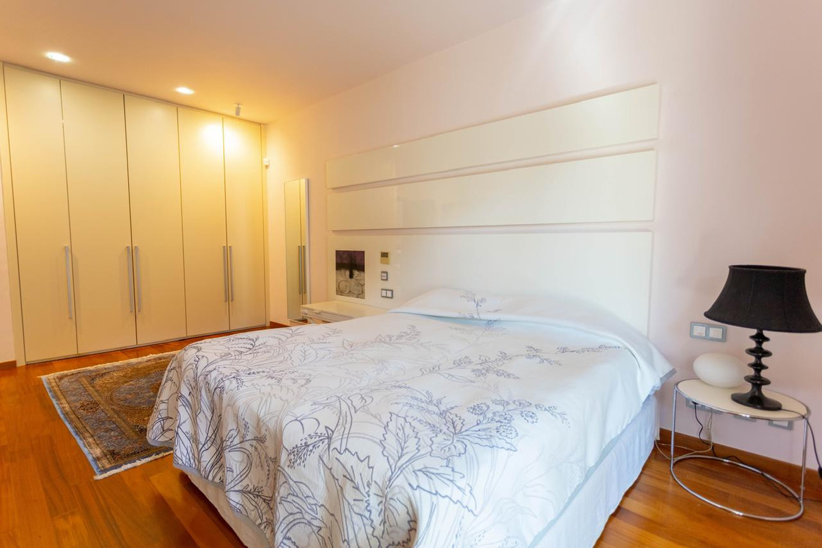 Huis te koop in The Golden Mile | 4 slaapkamers H5382364
