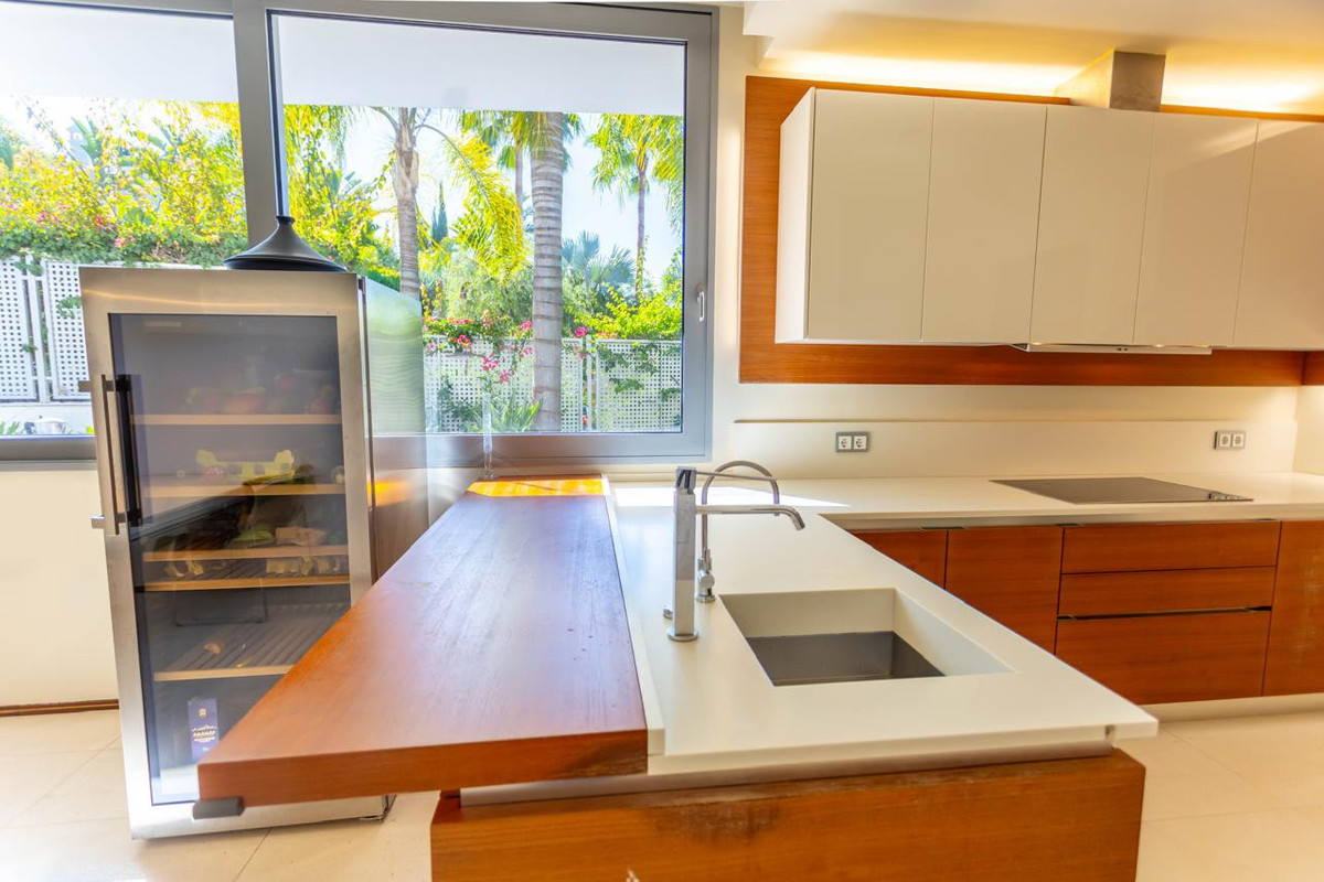 Huis te koop in The Golden Mile | 4 slaapkamers H5382364