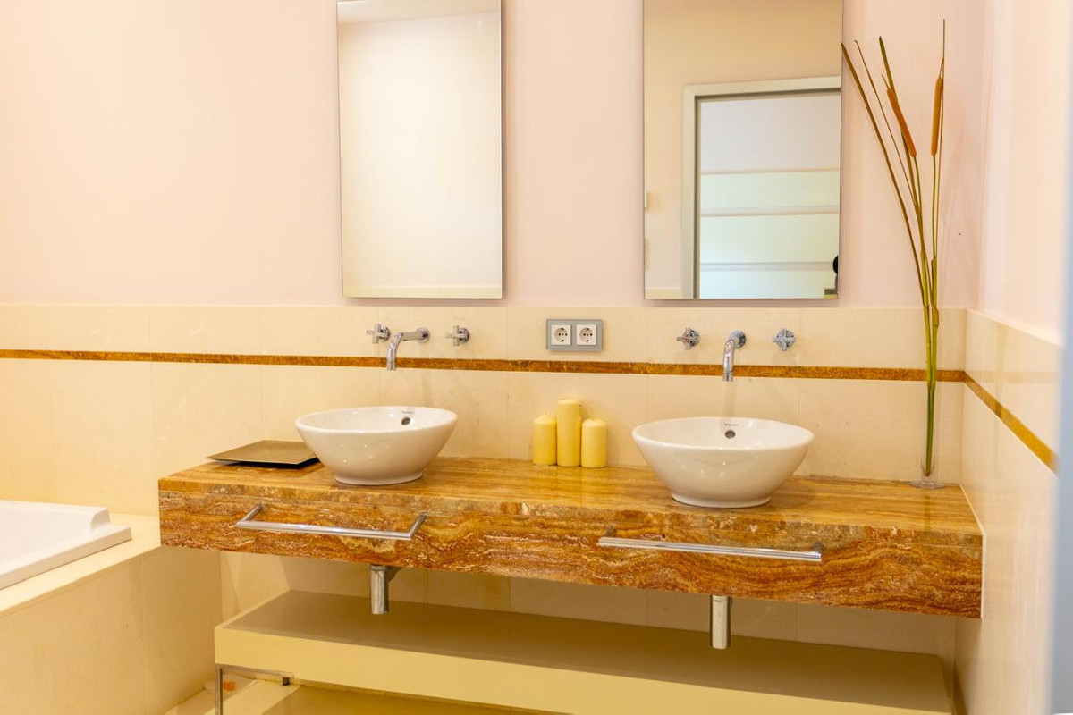 Huis te koop in The Golden Mile | 4 slaapkamers H5382364